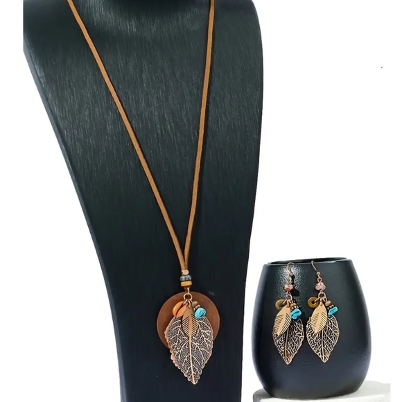 Jewelry - 3pc. Bohemian leaf necklace and earrings set NIP